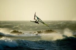 ION Neoprenanzug Strike Core Steamer SS FZ DL 3/2 Herren Kurzarm Red/black 2020 -AquaFit Verkäufe DSC8147 735