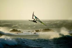 ION Neoprenanzug Strike Element Shorty SS BZ DL 2/2 Herren Shorty Dark Olive/teal 2020 -AquaFit Verkäufe DSC8147 779 jpg